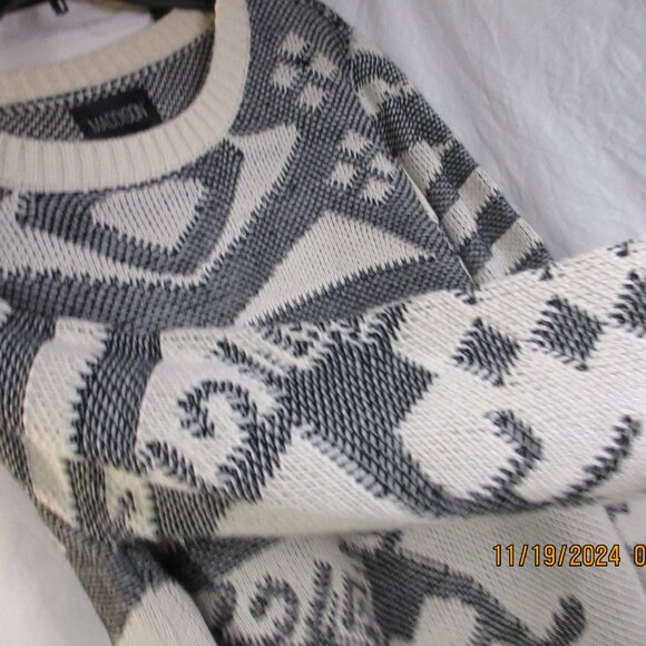 MADDISON SIZE LARGE SWEATER~CREAM & BLACK DESIGN - Picture 5 of 7